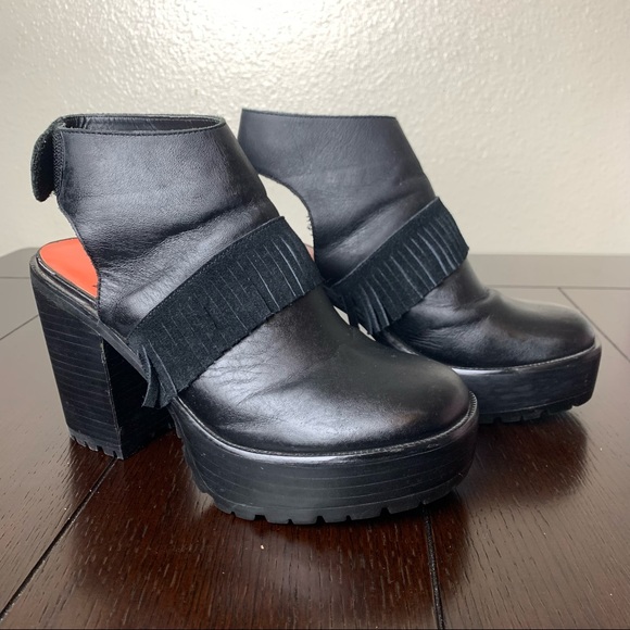 Arts Thread X Urban Outfitters Black Make It Fringe Platform Chunky Ankle Boots - Picture 14 of 14